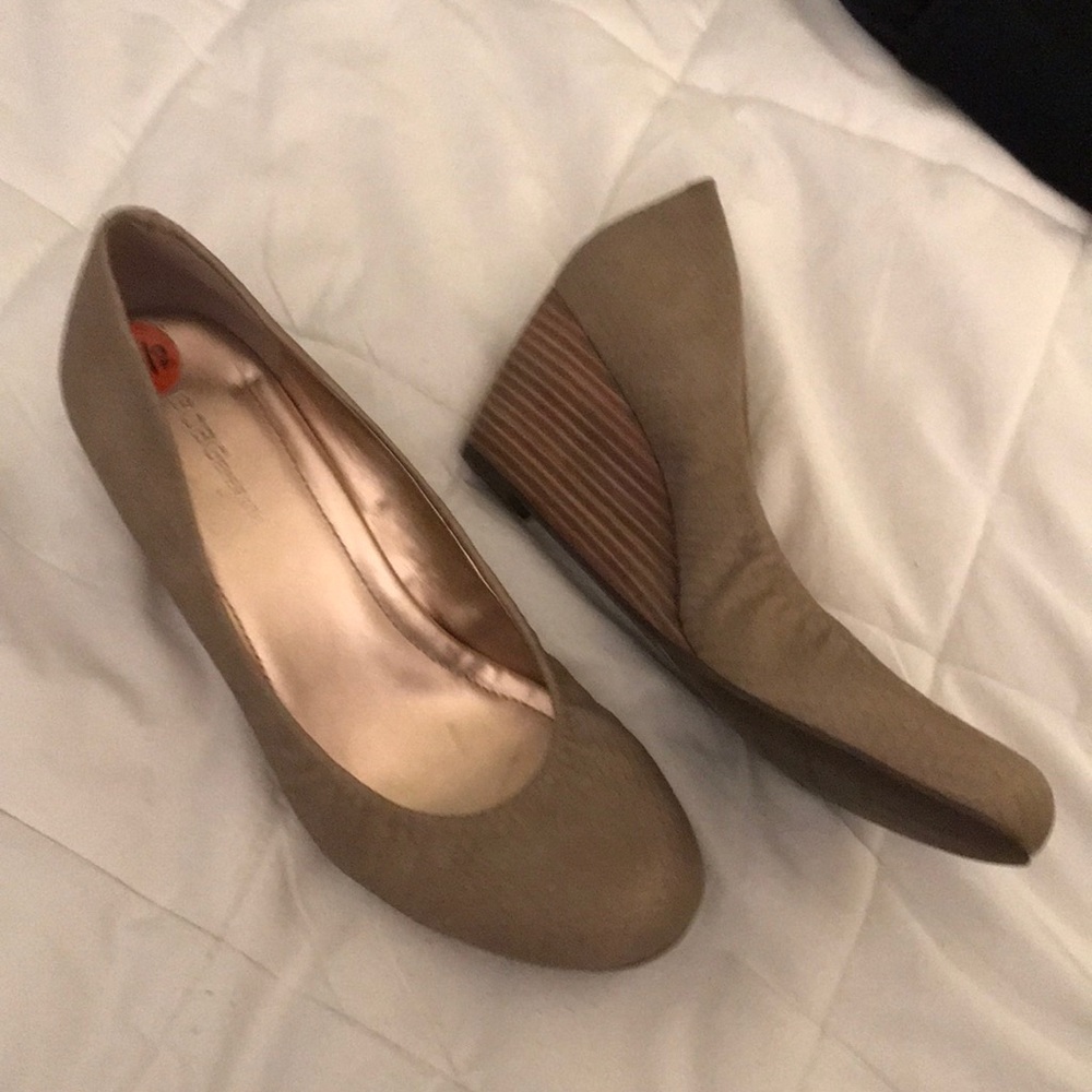 BCNG wedge heels